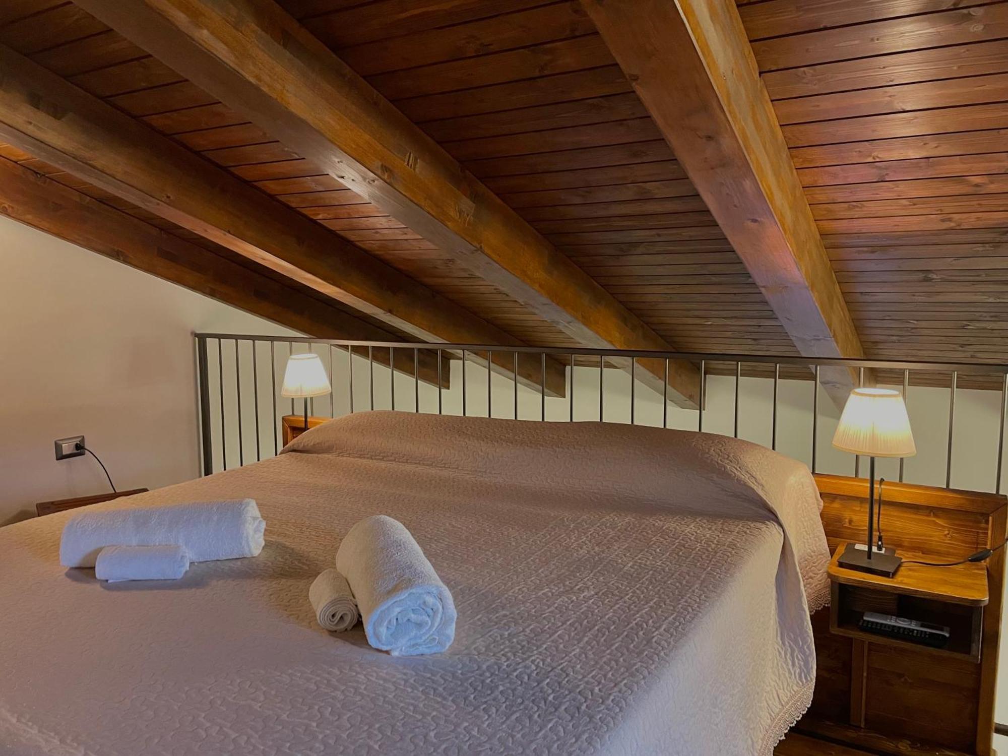 Agriturismo Piano Di Andrea Ostigliano Kültér fotó