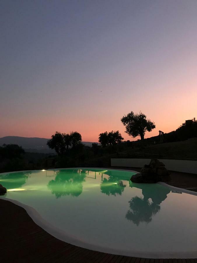 Agriturismo Piano Di Andrea Ostigliano Kültér fotó